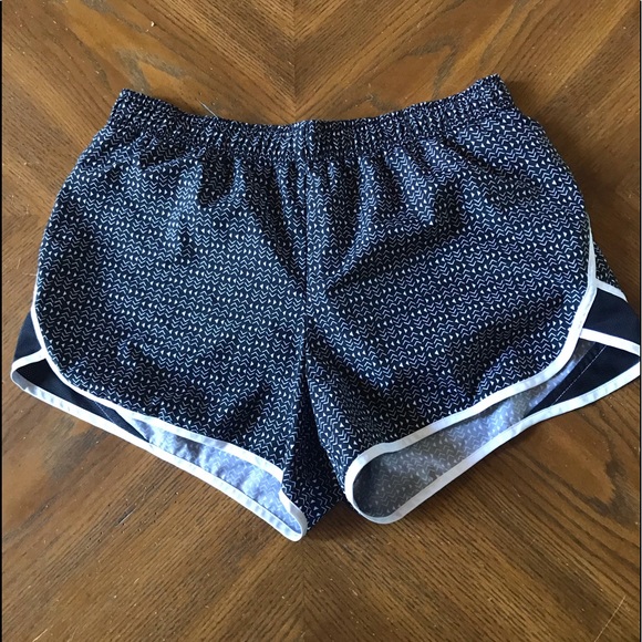 Xersion shorts - Picture 2 of 7